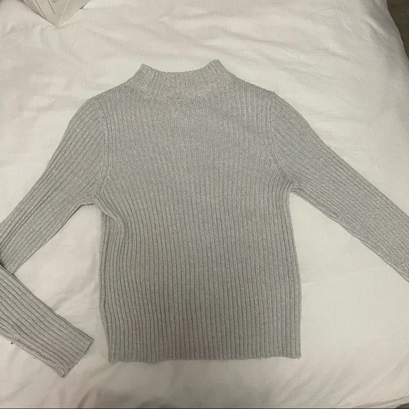 Grey sweater - Picture 2 of 4